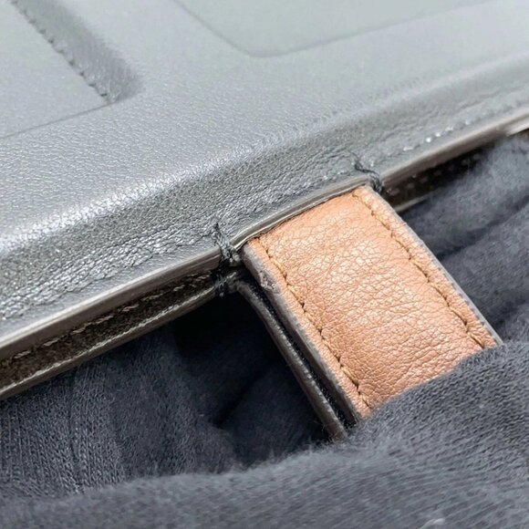 FENDI Flip Medium Tote Size Medium Leather Brown/Black - Picture 12 of 16